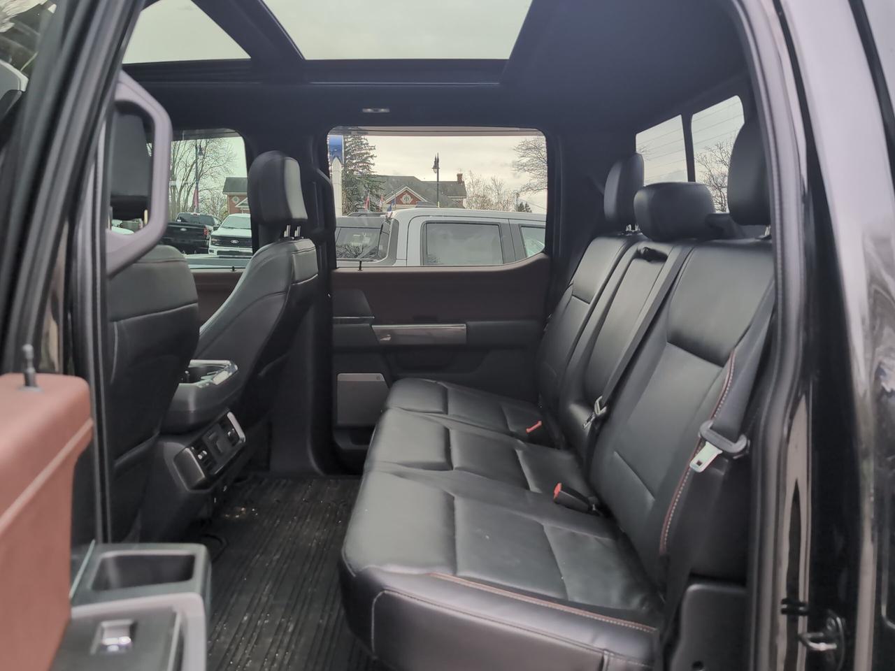 2022 Ford F-150 Lariat 4WD SuperCrew 5.5' Box Photo