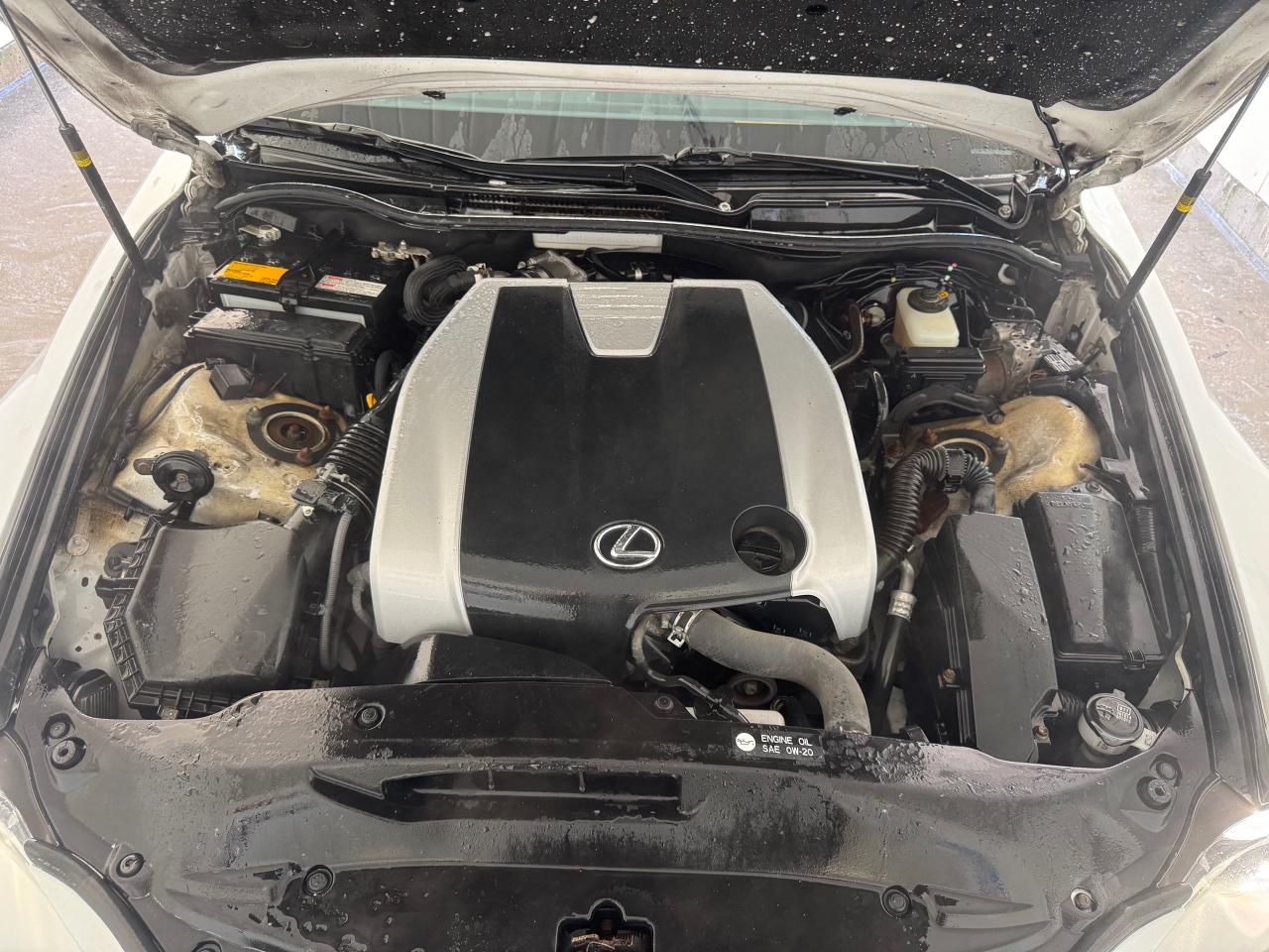 2016 Lexus IS 300 AWD, ONLY 117KMS, ONE OWNER, CERTIFIED - Photo #17