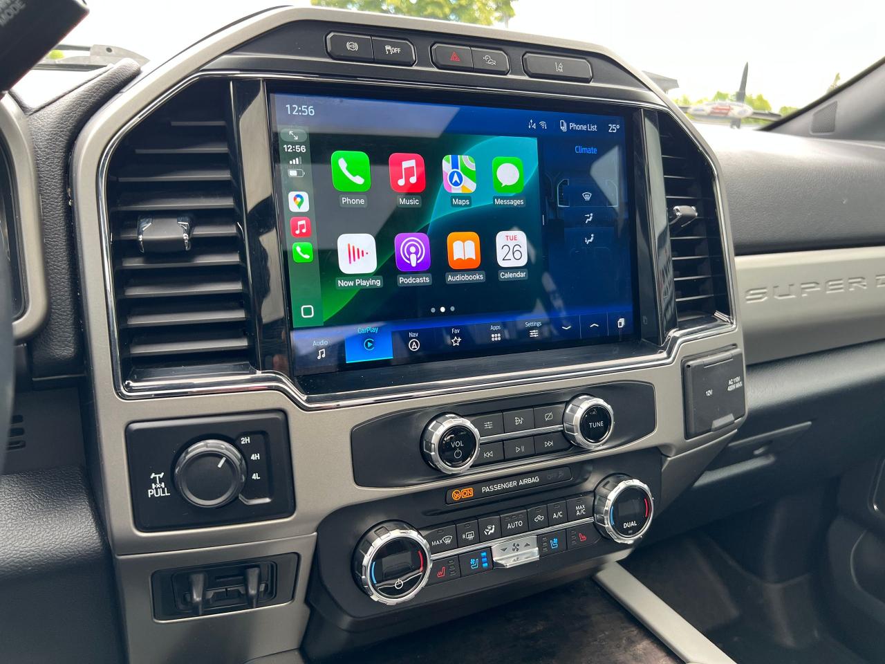 2022 Ford SUPER DUTY F-250 SRW LARIAT - Photo #14
