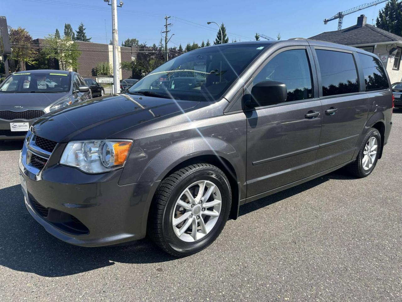 Used 2015 Dodge Grand Caravan 4dr Wgn SXT for sale in Surrey, BC