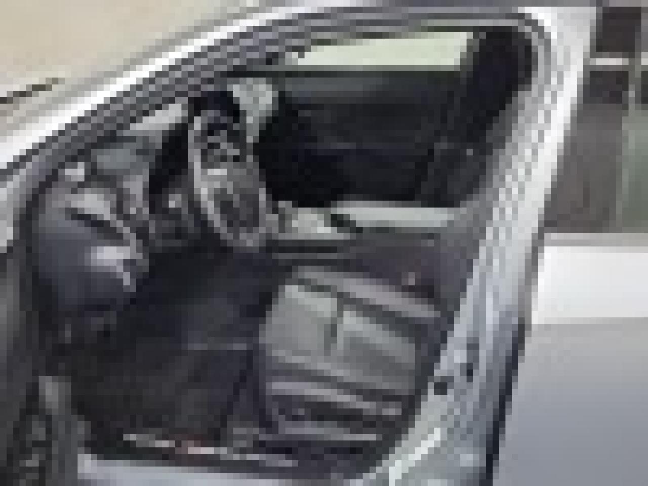 2025 Lexus UX UX 300h - Photo #3