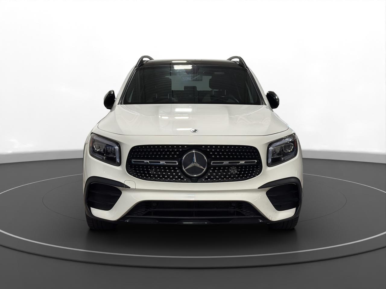 2021 Mercedes-Benz GLB GLB 250 - Photo #2
