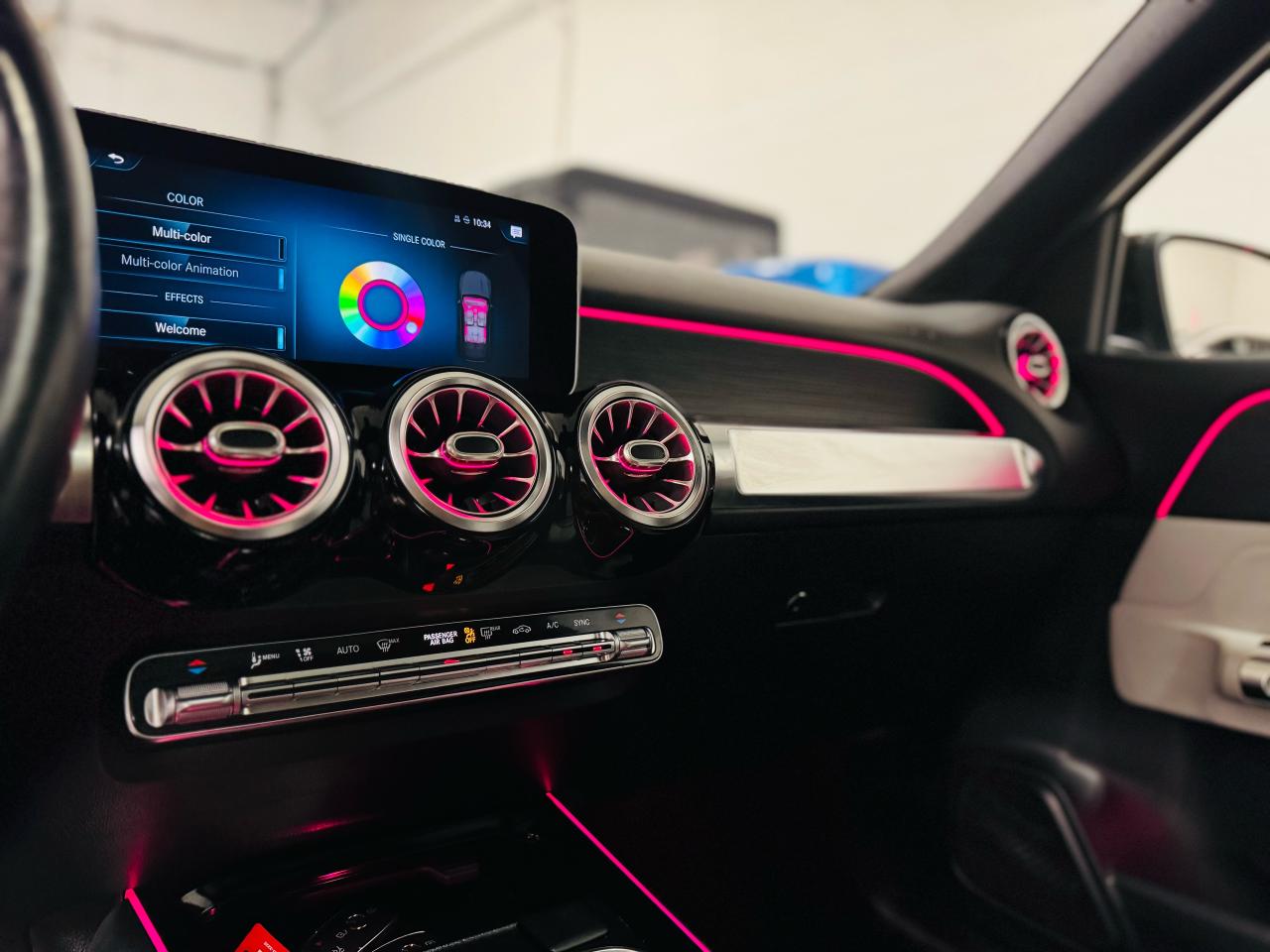 2021 Mercedes-Benz GLB GLB 250 - Photo #18