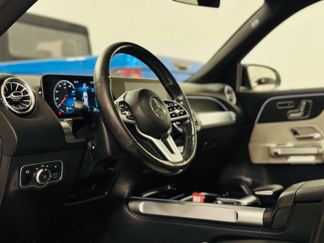 2021 Mercedes-Benz GLB GLB 250 - Photo #7