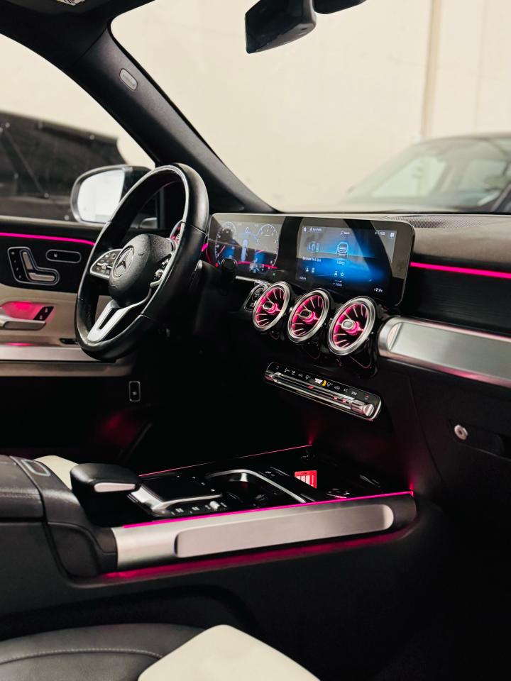 2021 Mercedes-Benz GLB GLB 250 - Photo #24