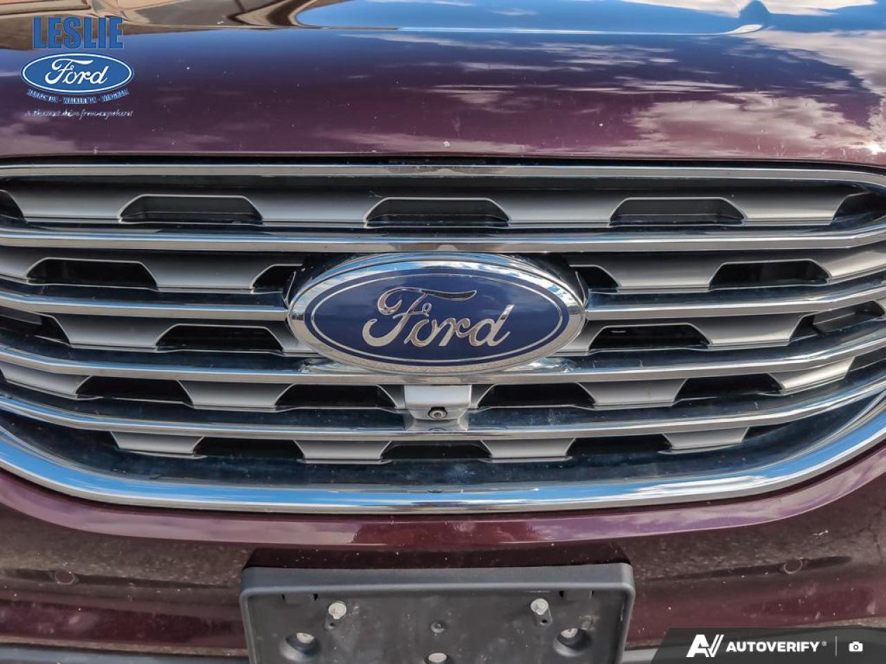 2022 Ford Edge Titanium AWD Photo