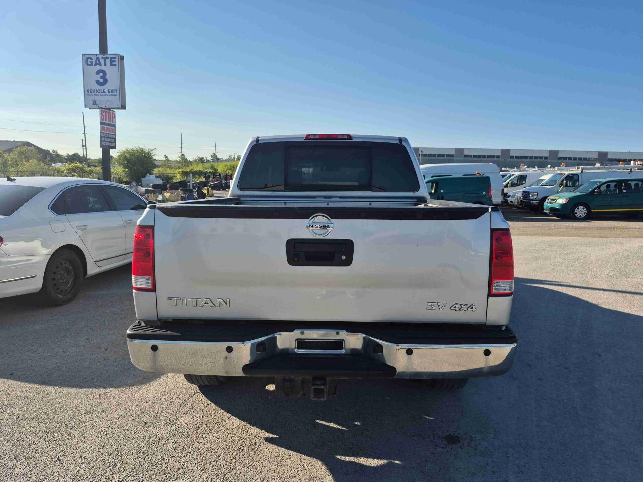 2015 Nissan Titan  - Photo #5