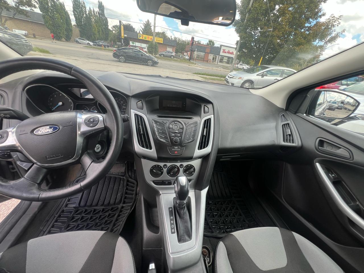 2012 Ford Focus 5DR HB SE - Photo #7