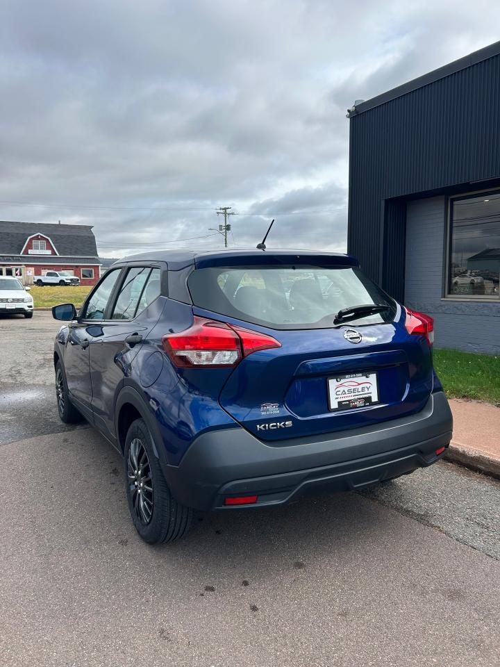 2019 Nissan Kicks S - Photo #6
