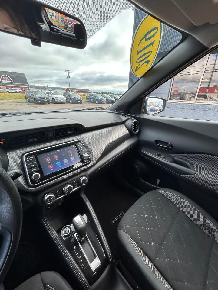 2019 Nissan Kicks S - Photo #10