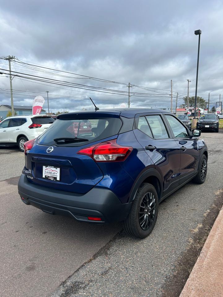 2019 Nissan Kicks S - Photo #4
