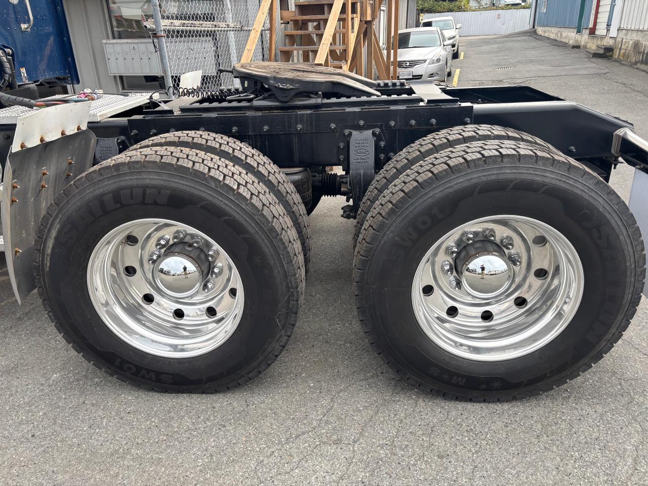 2022 PETERBILT 389  - Photo #15