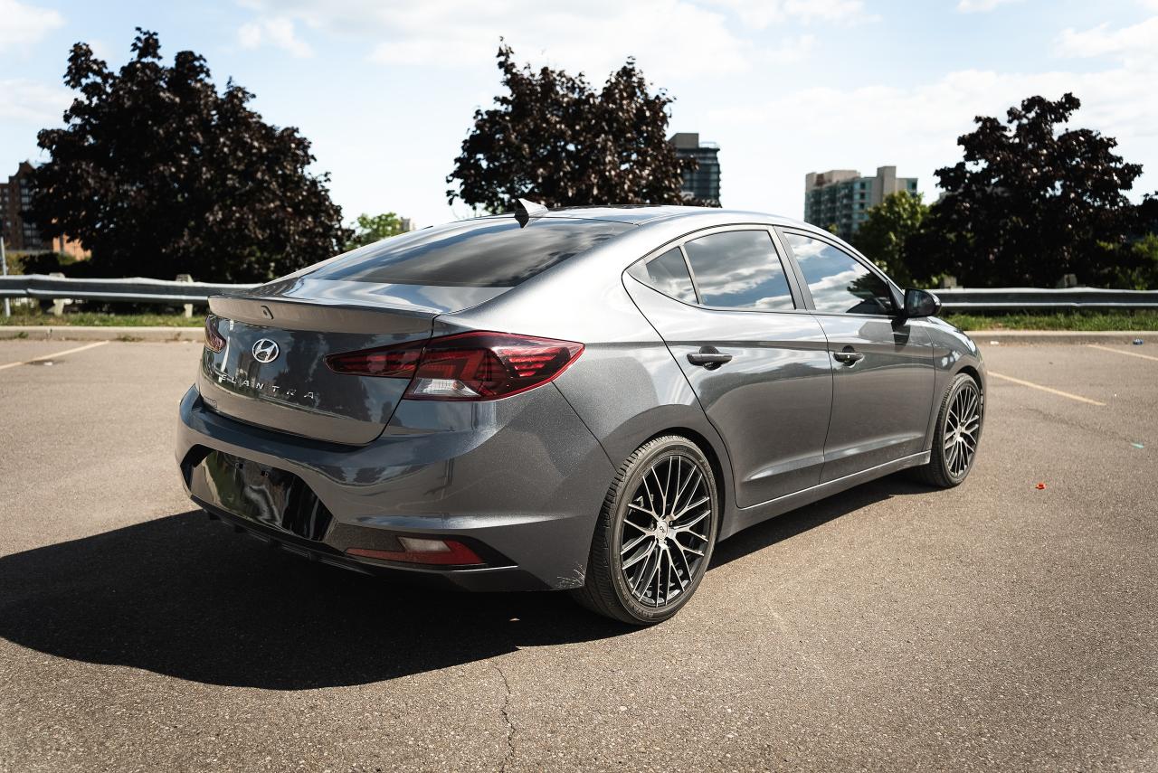 2020 Hyundai Elantra Preferred w/Sun & Safety Package | ONE OWNER | - Photo #4