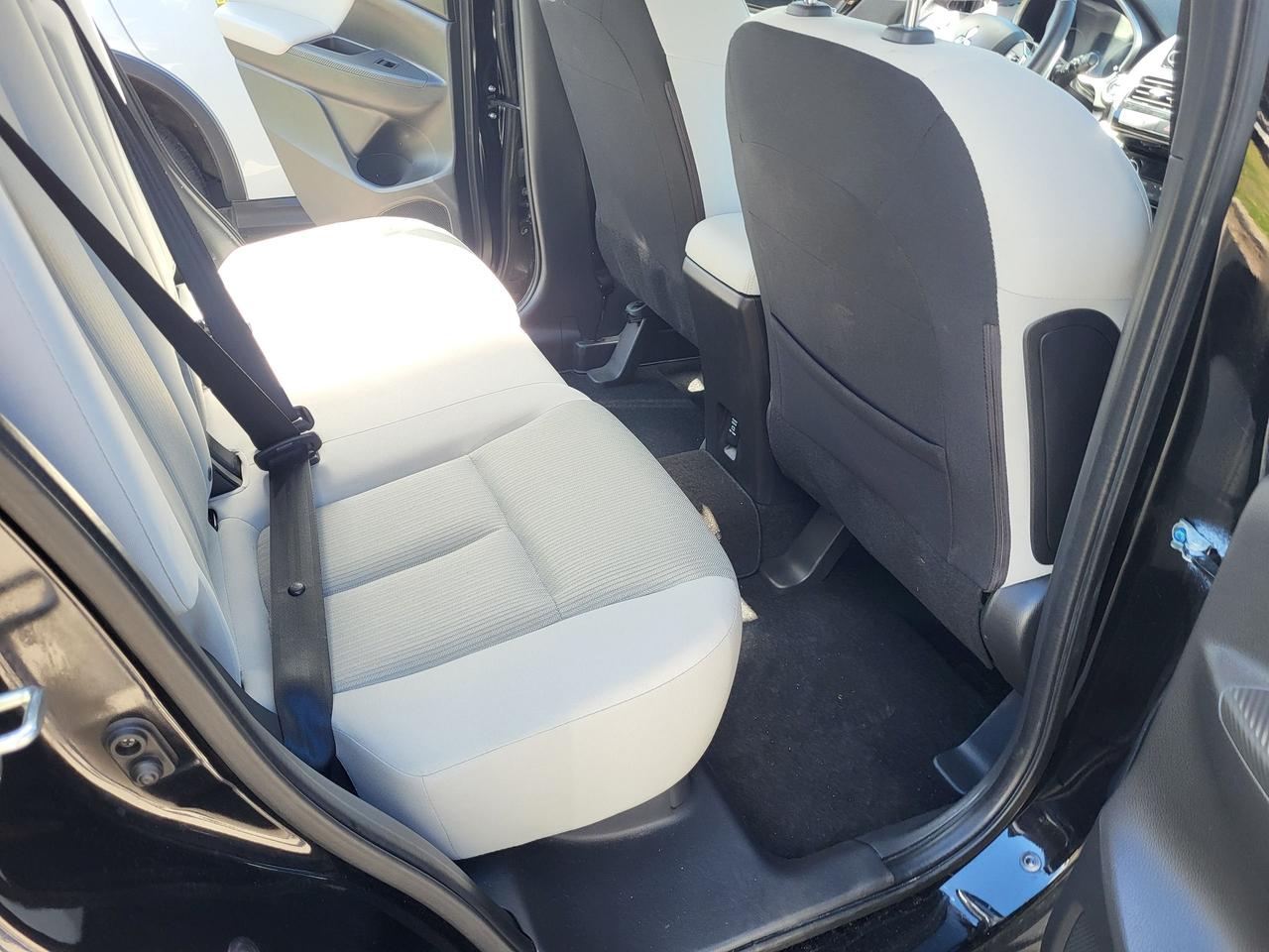 2023 Mitsubishi Eclipse Cross LE Photo