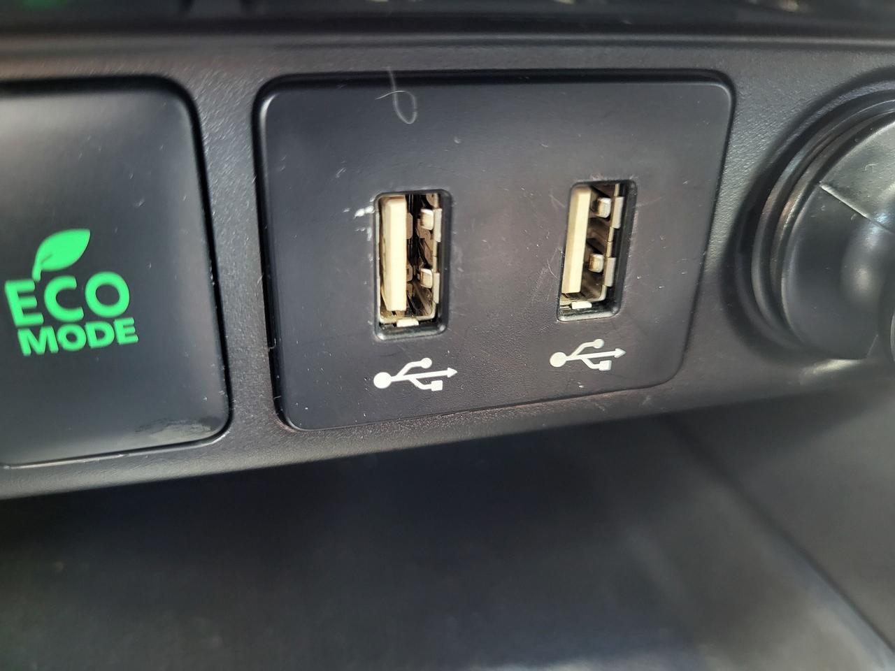 2023 Mitsubishi Eclipse Cross LE Photo