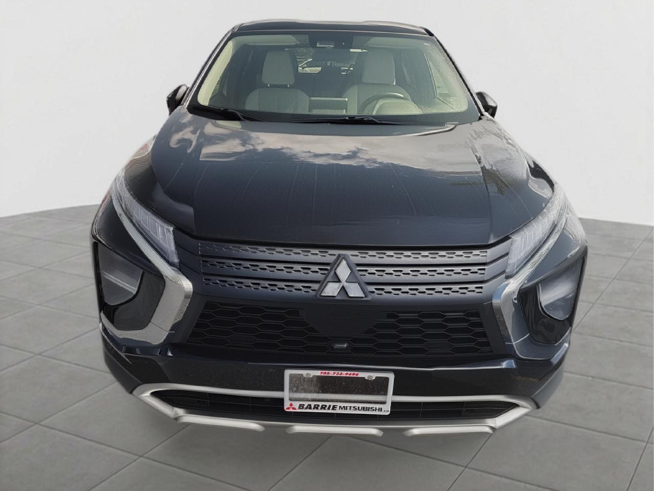 2023 Mitsubishi Eclipse Cross LE Photo