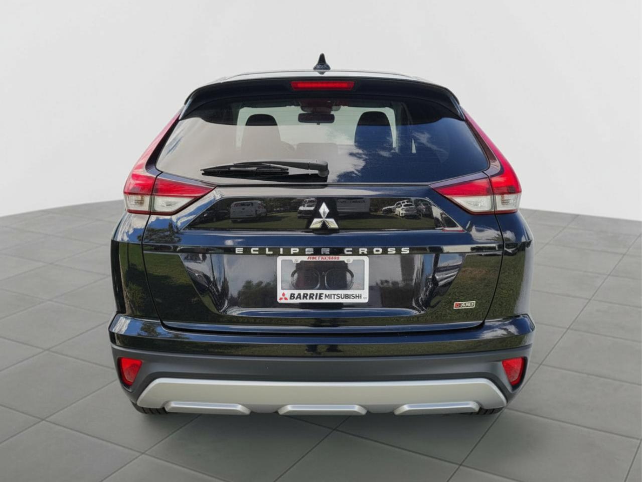 2023 Mitsubishi Eclipse Cross LE Photo