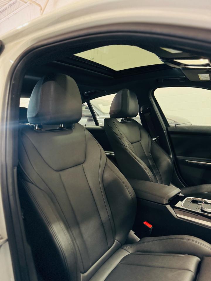 2021 BMW 3 Series 330i xDrive - Photo #20