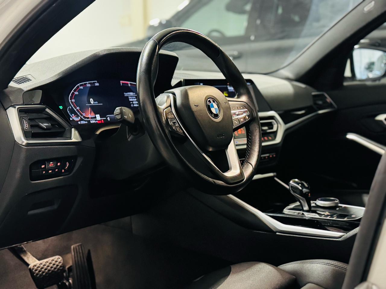 2021 BMW 3 Series 330i xDrive - Photo #6