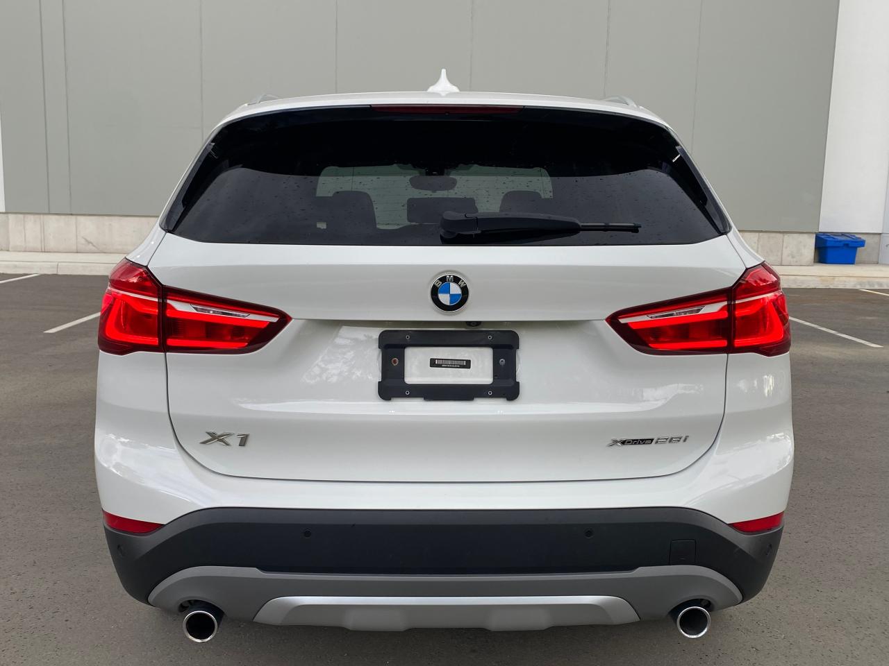 2018 BMW X1 xDRIVE28i-SPORT PKG-CAMERA-PANO ROOF - Photo #8