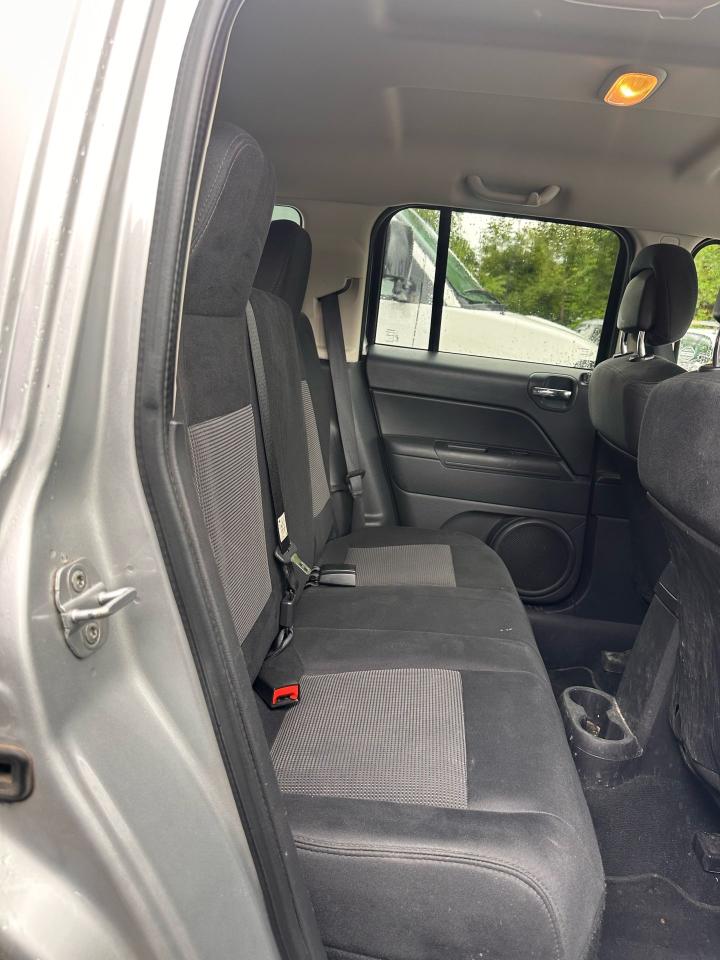 2012 Jeep Patriot SPORT - Photo #4