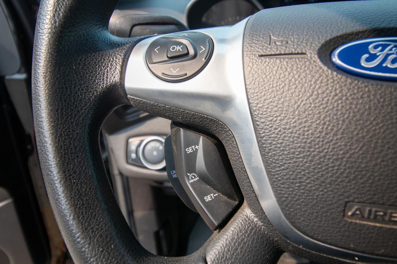 2016 Ford Escape 4WD 4dr SE Photo5