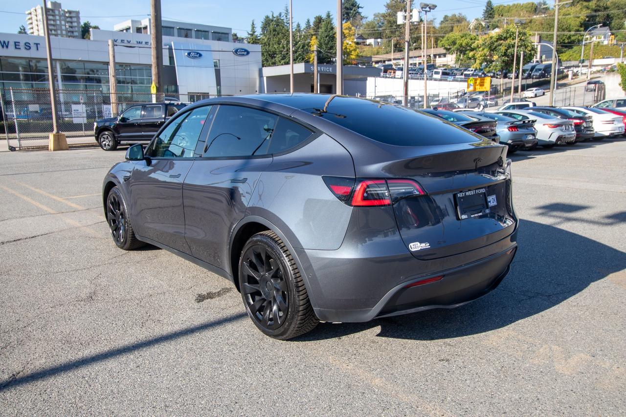 2021 Tesla Model Y Long Range AWD Photo5