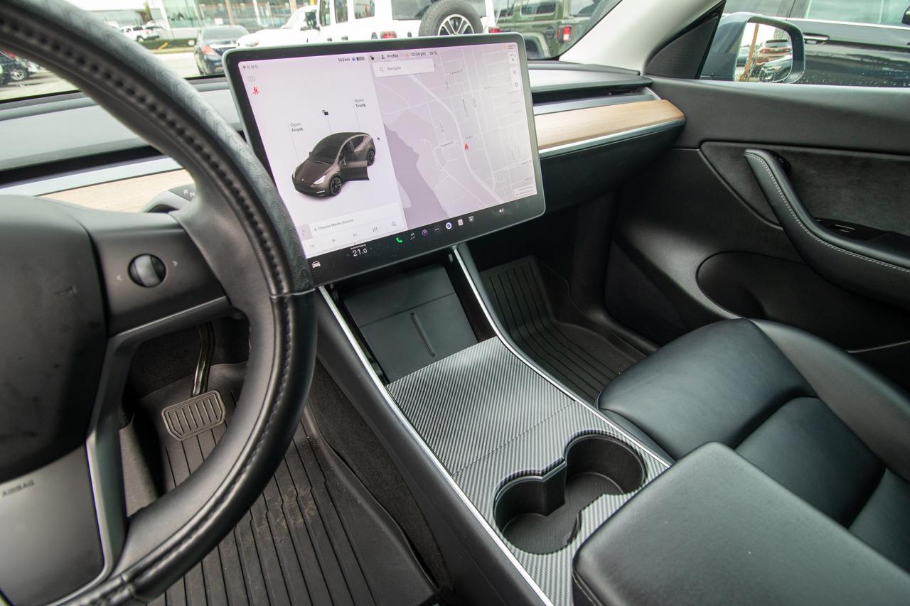 2021 Tesla Model Y Long Range AWD Photo5