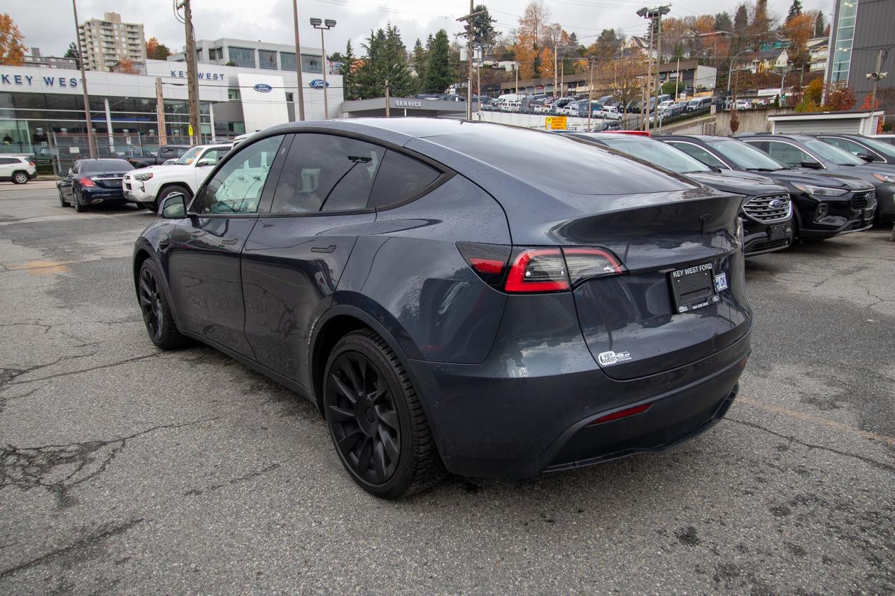 2021 Tesla Model Y Long Range AWD Photo5