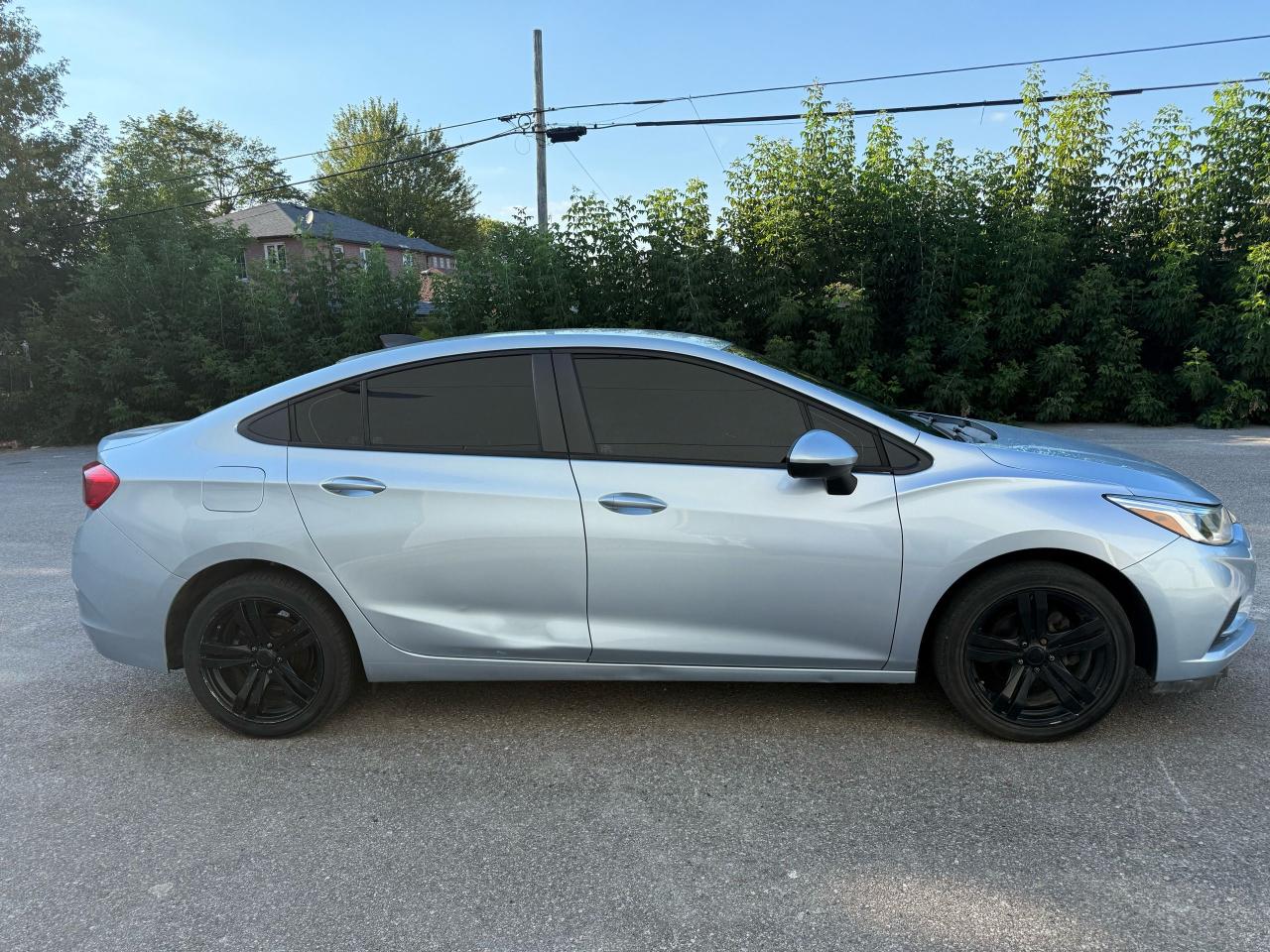 2017 Chevrolet Cruze LS - Photo #4