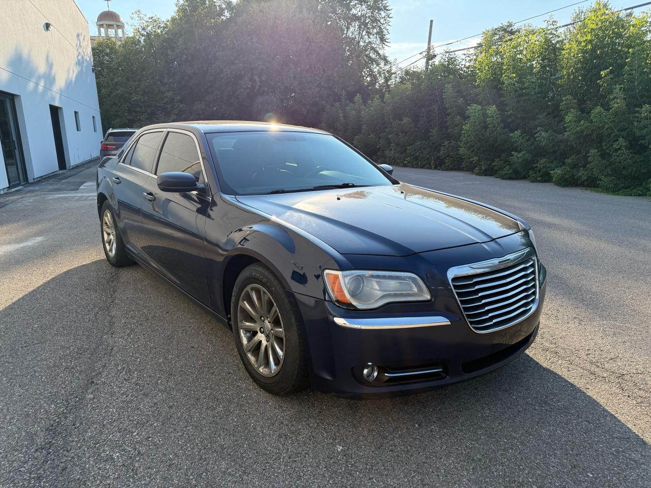2013 Chrysler 300 4dr Sdn Touring RWD Photo2