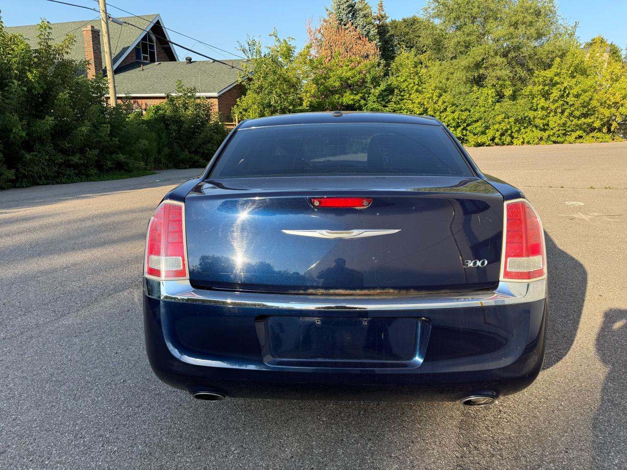 2013 Chrysler 300 Touring  - Photo #6