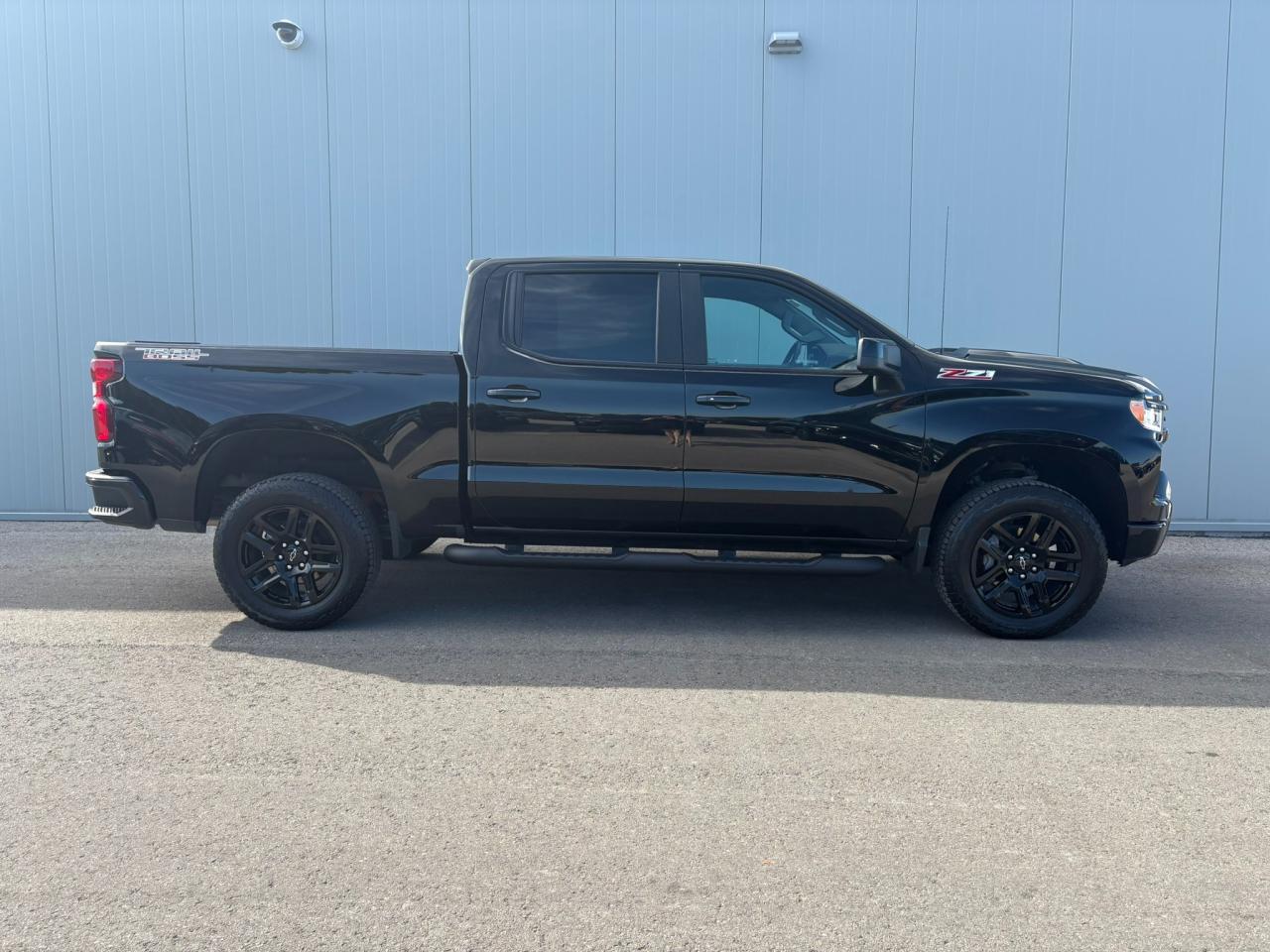 2025 Chevrolet Silverado 1500 LT Trail Boss One Owner | 2LT | Z71 | 20" Wheels Photo4