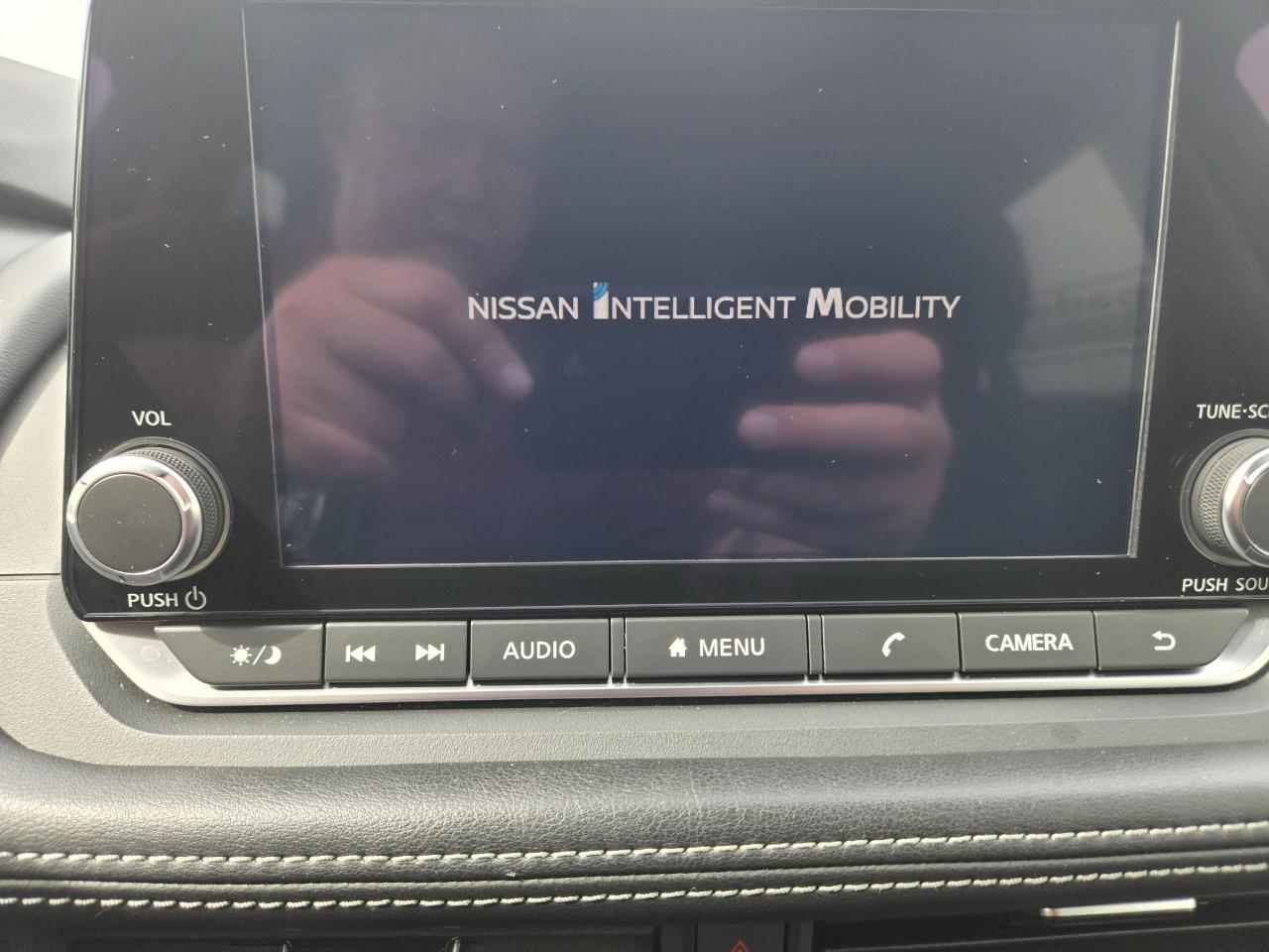2024 Nissan Rogue S - Photo #11