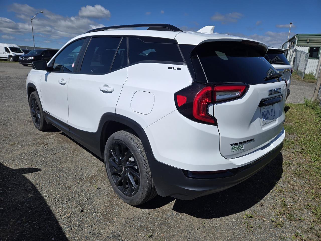 2024 GMC Terrain SLE - Photo #6