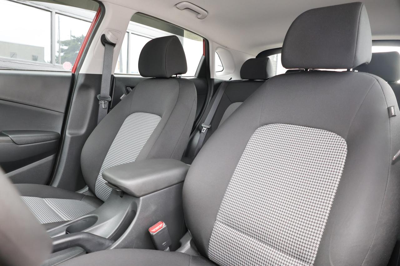 2019 Hyundai KONA Essential AWD - ALLOYS|CAMERA|HEATED SEATS - Photo #8
