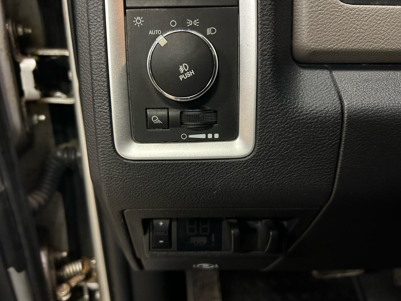 2012 RAM 2500 SLT - Photo #15