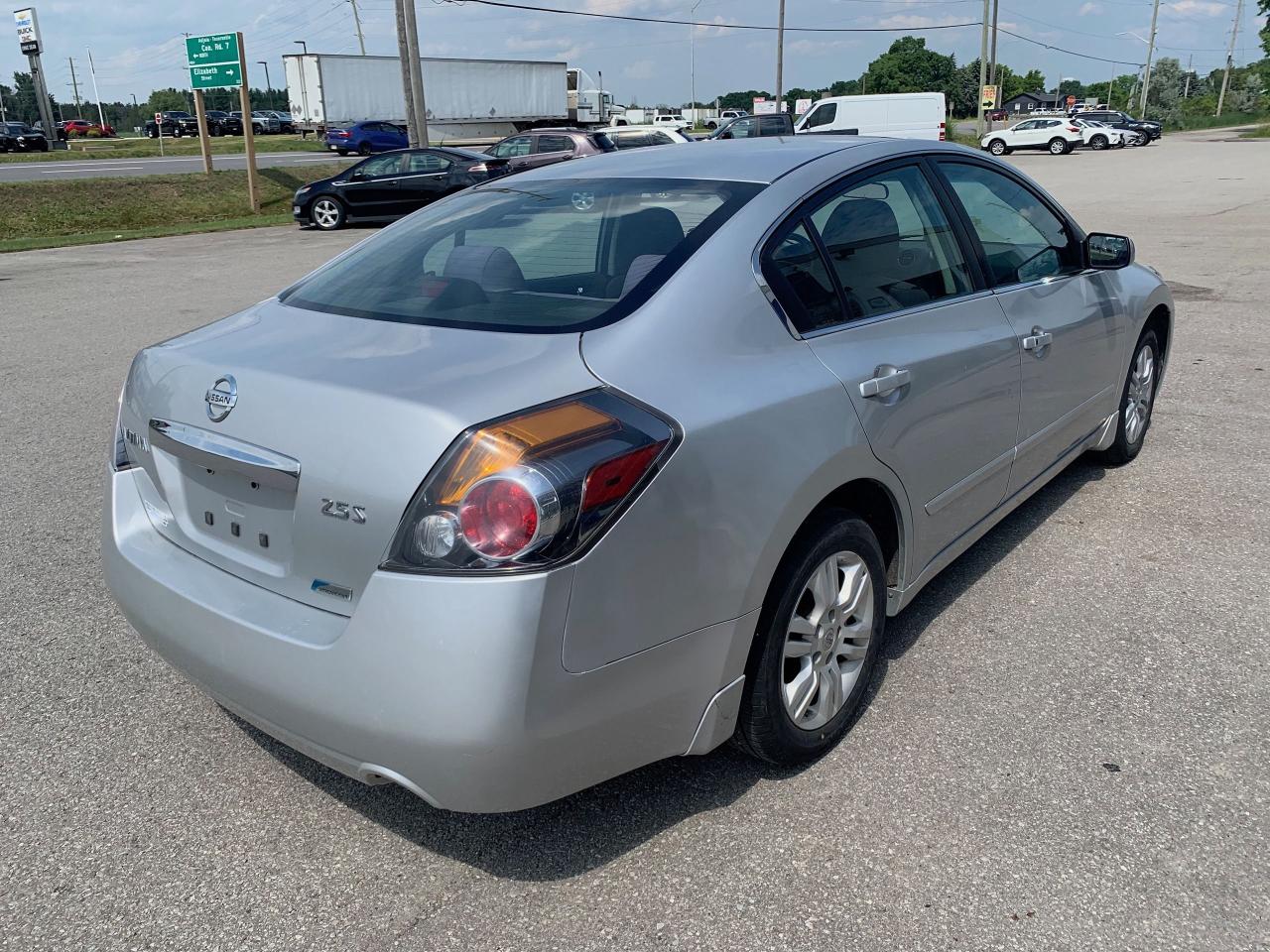 2012 Nissan Altima 2.5 S Photo2