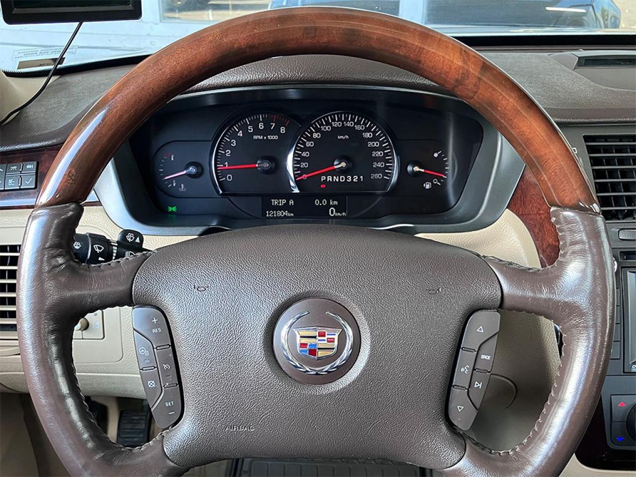 2008 Cadillac DTS NAVI | REARCAM | CHROME WHEELS | VENT. SEATS - Photo #12