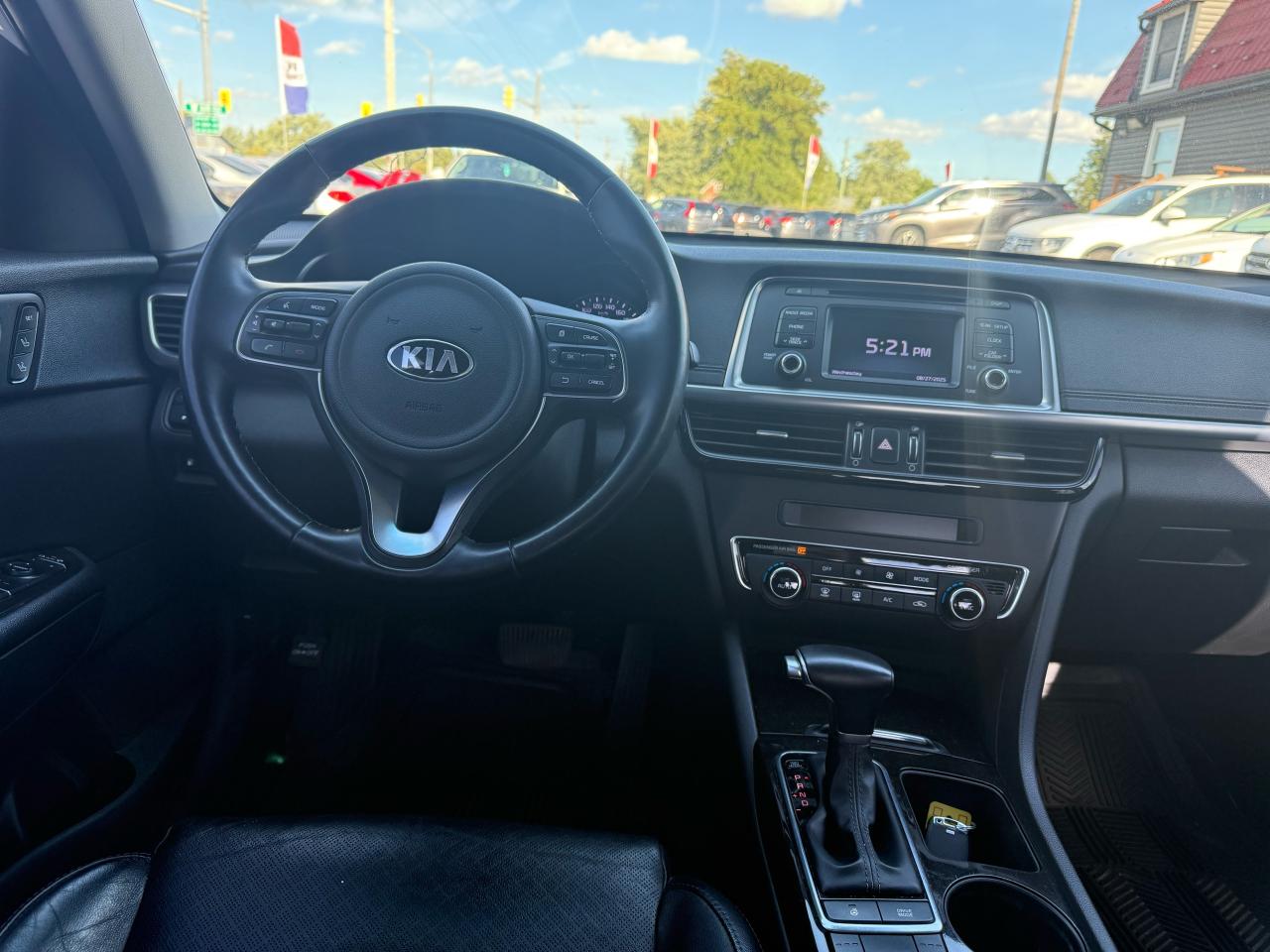 2016 Kia Optima EX Photo32