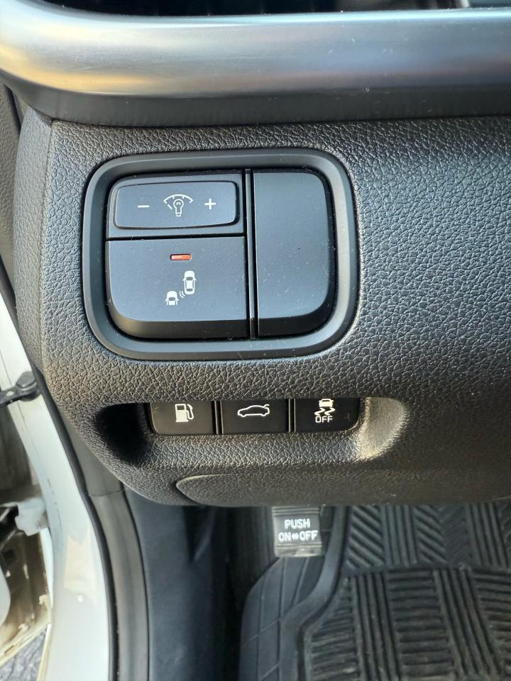 2016 Kia Optima EX Photo36