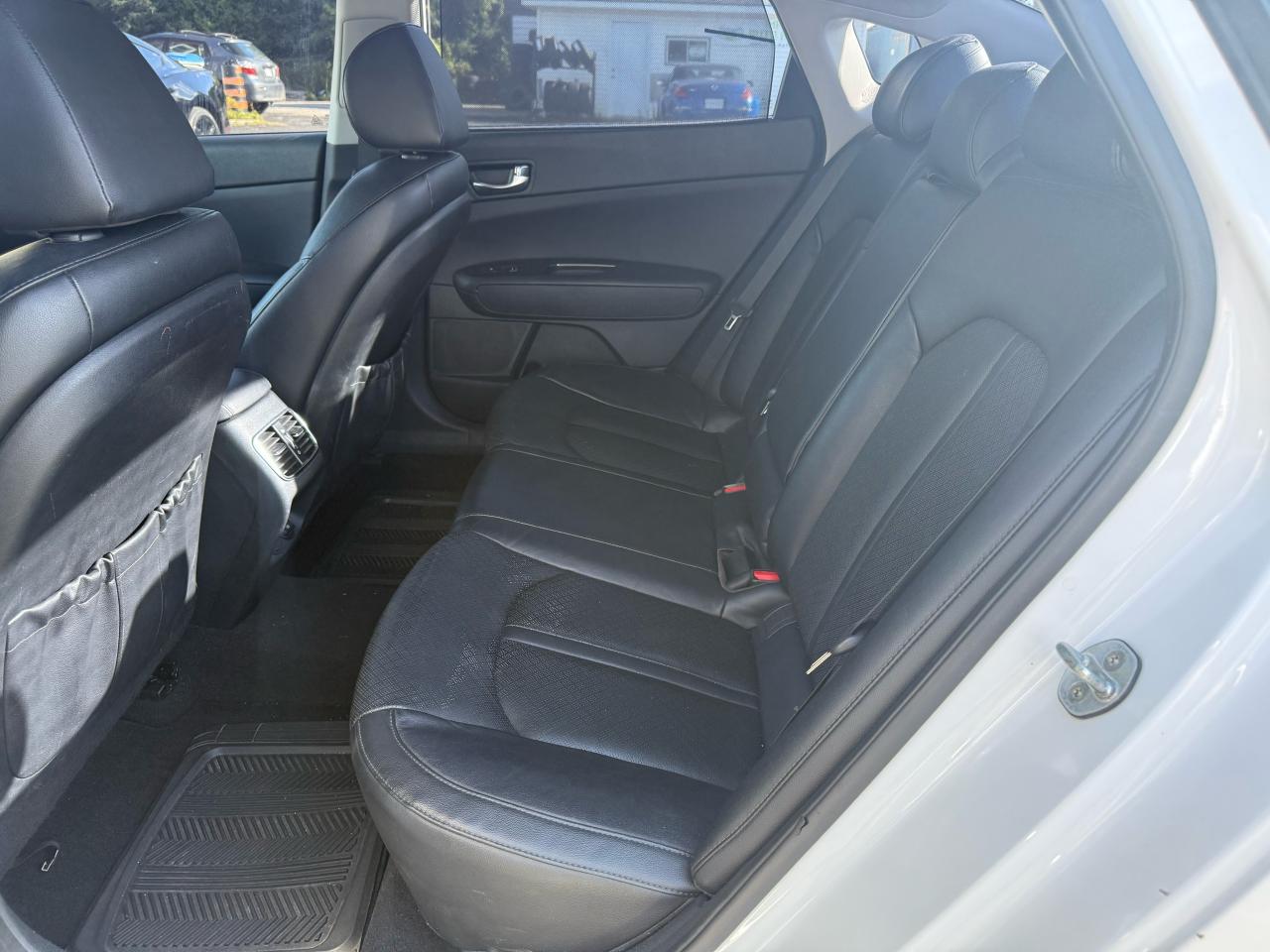 2016 Kia Optima EX Photo12