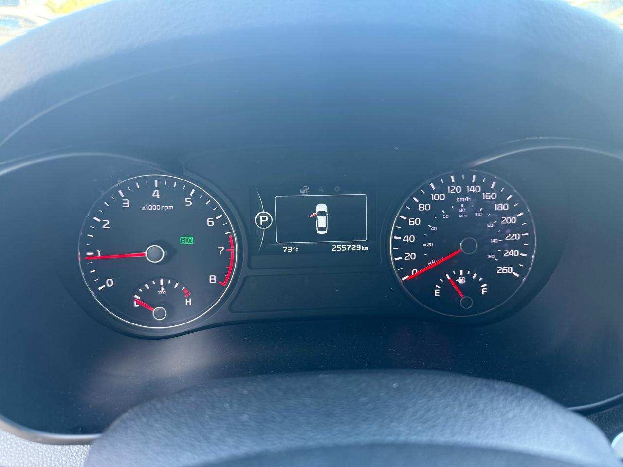 2016 Kia Optima EX Photo21