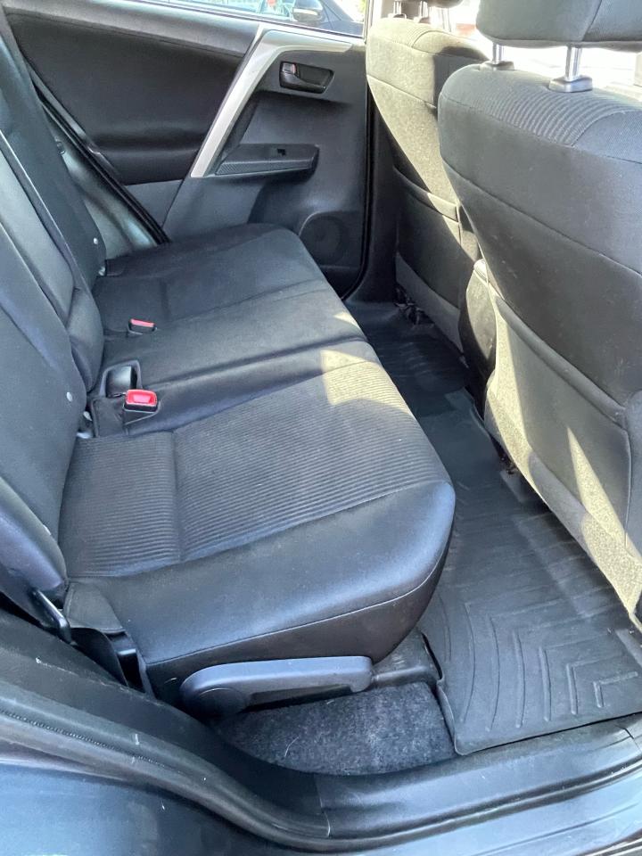 2015 Toyota RAV4 LE - Photo #7