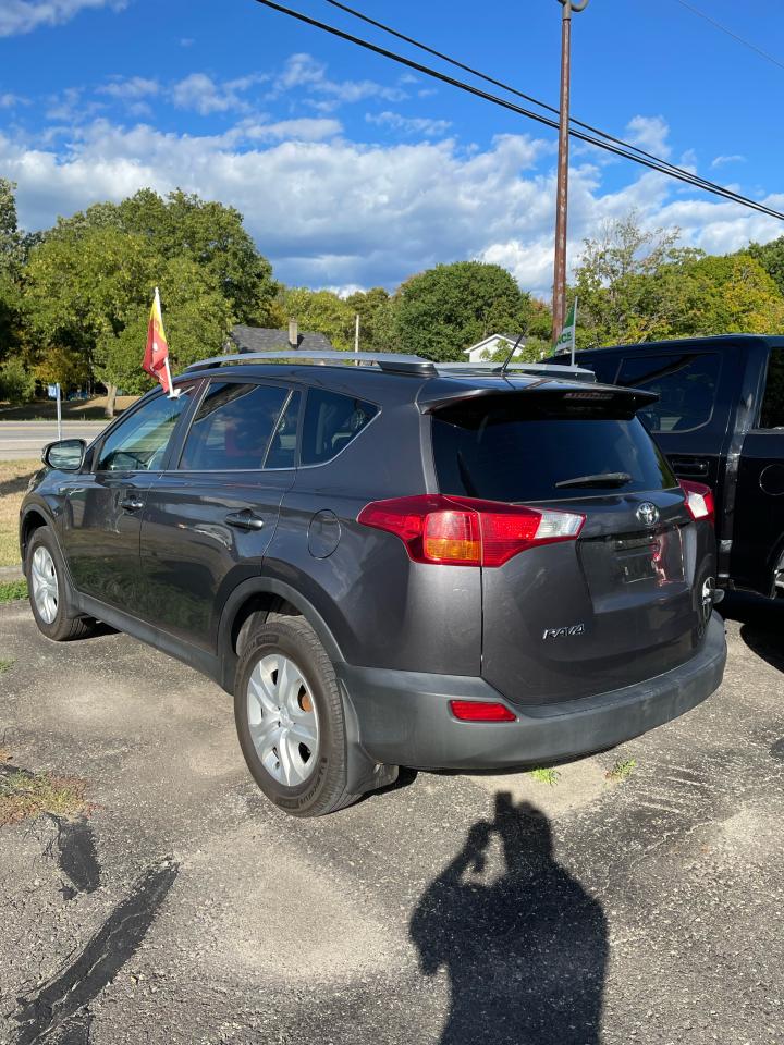2015 Toyota RAV4 LE - Photo #2