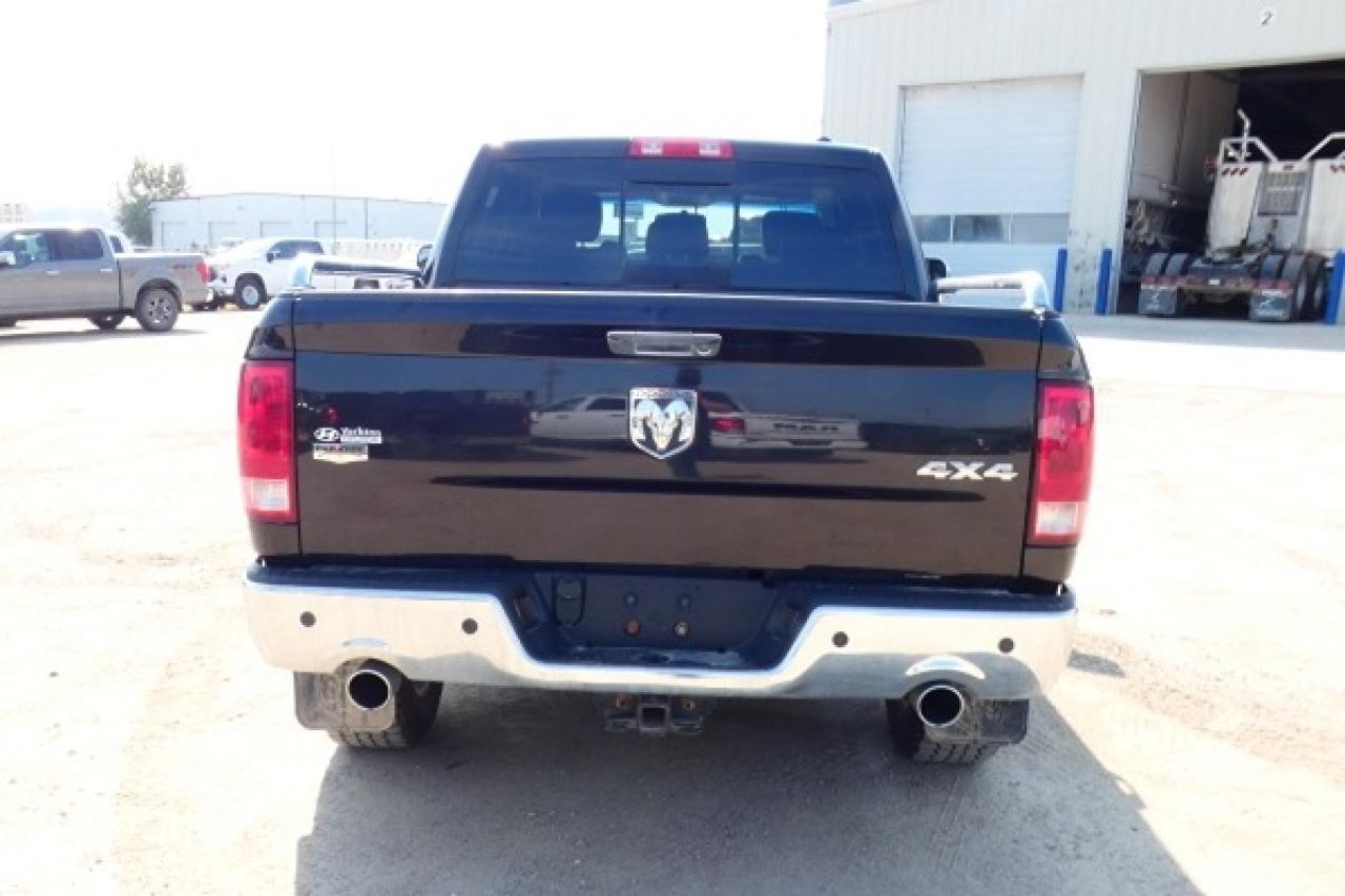 2010 Dodge Ram 1500 Laramie 4WD Crew 5.7L HEMI w/H&C L, Htd wheel - Photo #7