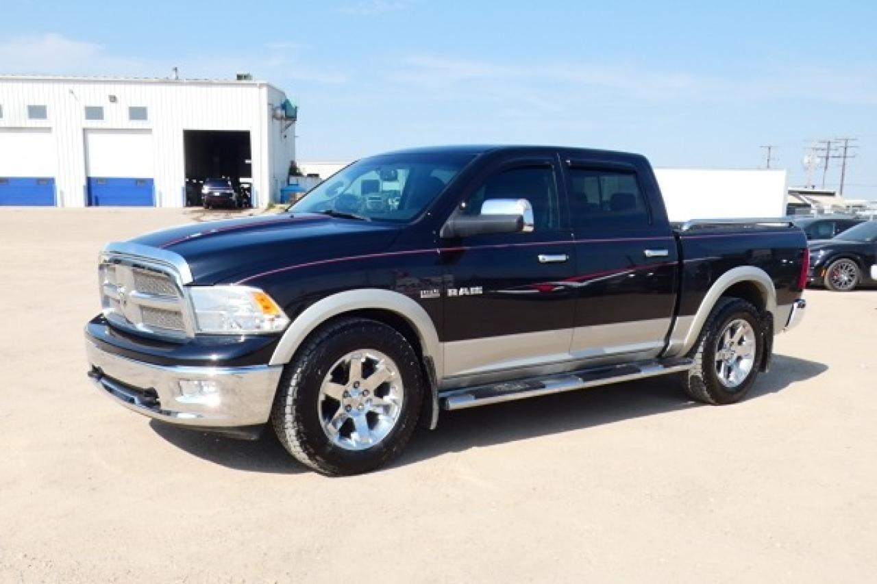 2010 Dodge Ram 1500 Laramie 4WD Crew 5.7L HEMI w/H&C L, Htd wheel - Photo #2