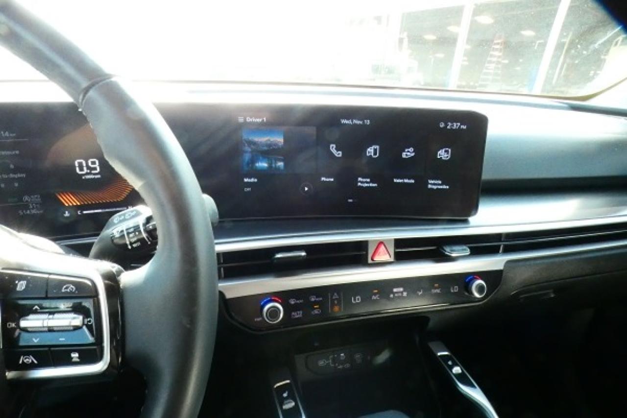 2024 Kia Sorento EX AWD w/Htd Leather, Htd wheel, BUC - Photo #15