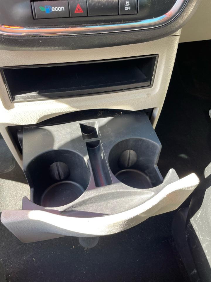 2015 Dodge Grand Caravan CANADA VALUE PACKAGE - Photo #7