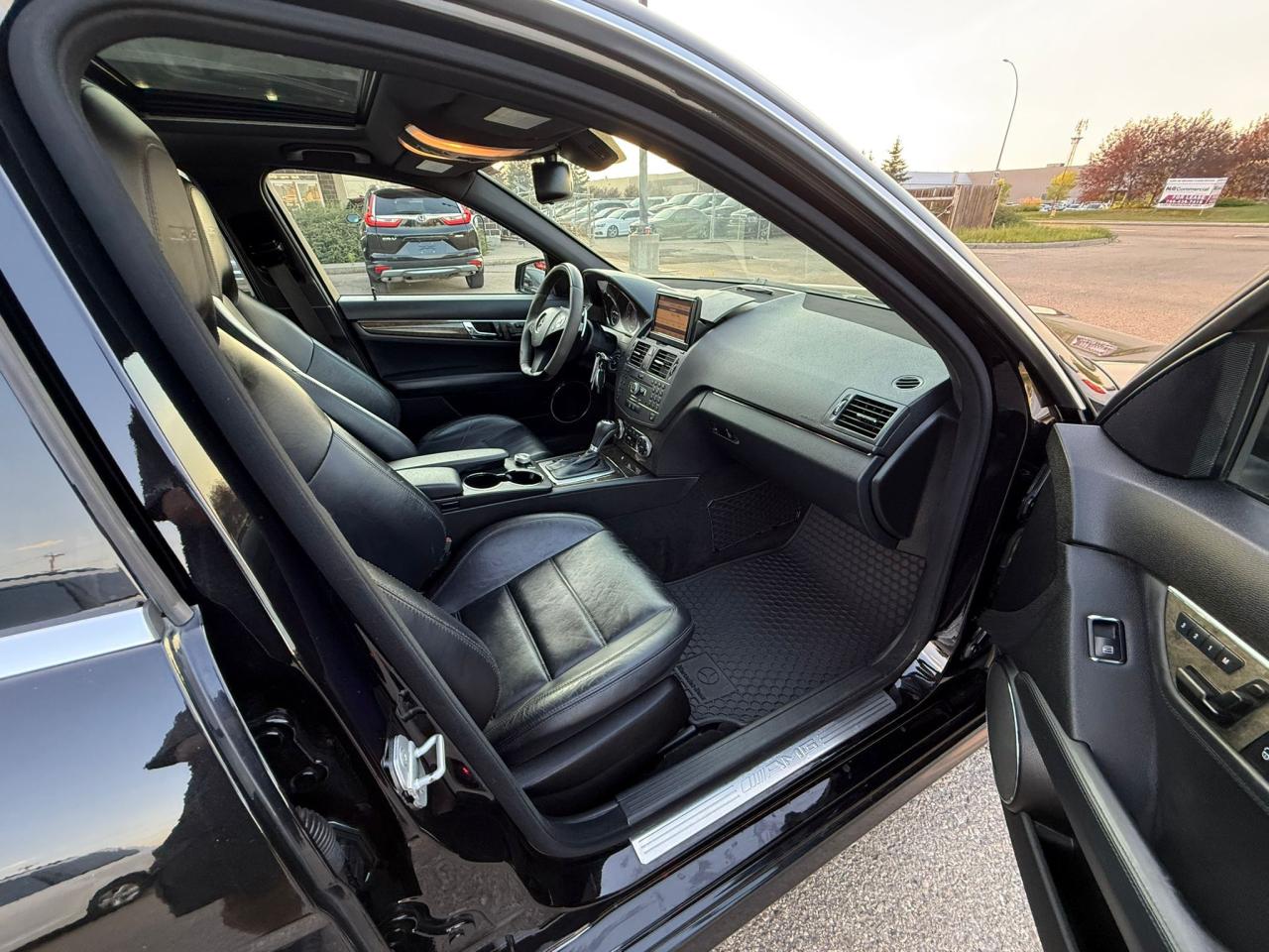 2010 Mercedes-Benz C-Class C 63 AMG | ALL CREDIT ACCEPTED!! - Photo #17